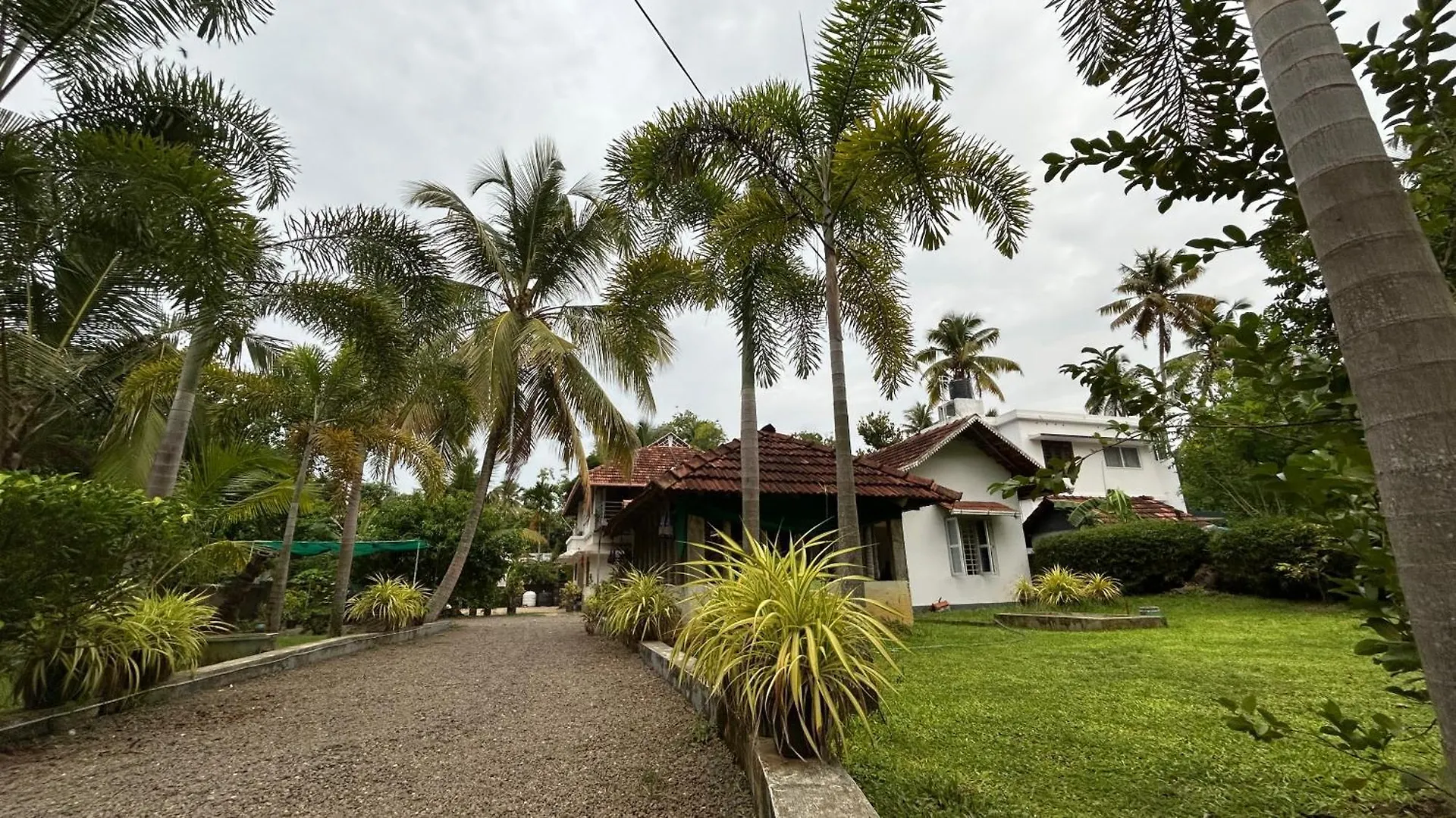 Art Marari Beach House Mararikulam Homestay